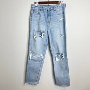 American Eagle Real Good Mom Jeans Light Wash Distressed Denim Size 10 Long